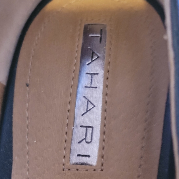 Darling Tahari pointed flats - Picture 4 of 4